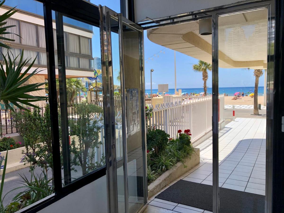 Apartamento Torre Levante, Primera Linea De Playa Benidorm Buitenkant foto