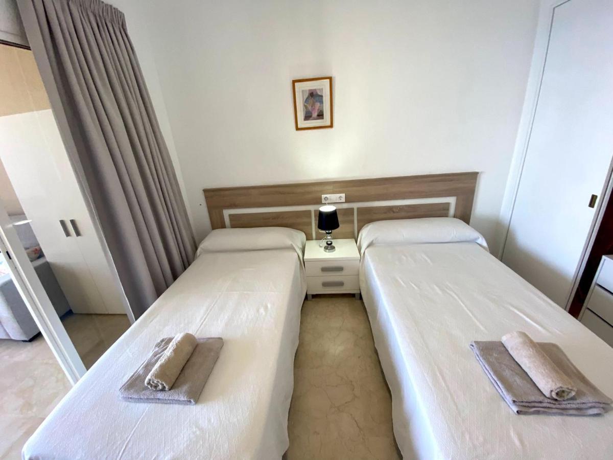 Apartamento Torre Levante, Primera Linea De Playa Benidorm Buitenkant foto