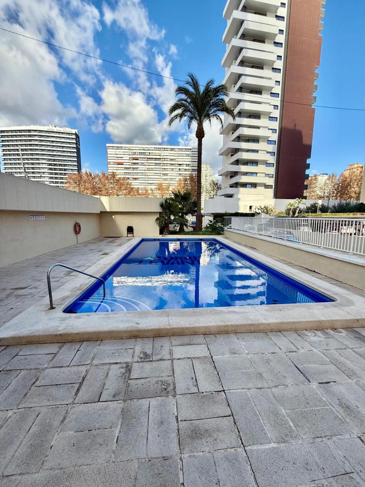 Apartamento Torre Levante, Primera Linea De Playa Benidorm Buitenkant foto